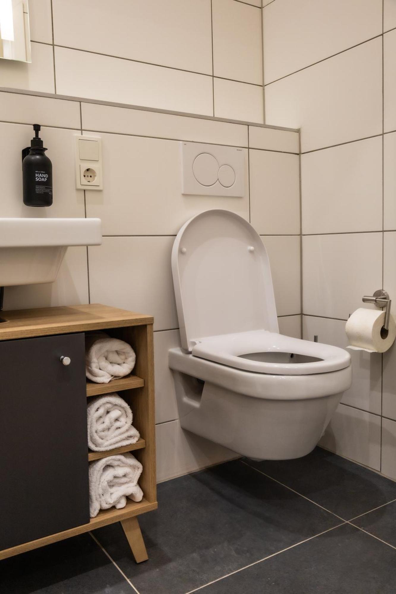 Hln Apartments Am Bahnhof Sarrebruck Extérieur photo